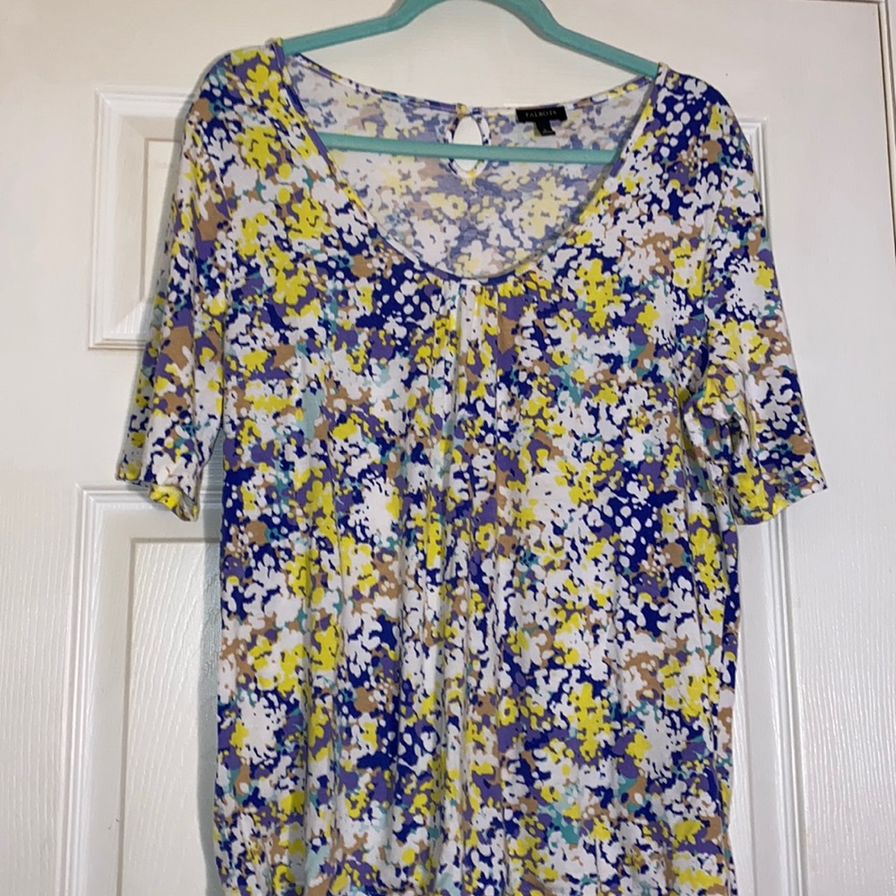Talbots Multicolored Florals in Vibrant Blues yellows Short Sleeve Blouse Size L